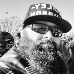 Meet your Posher, Eric